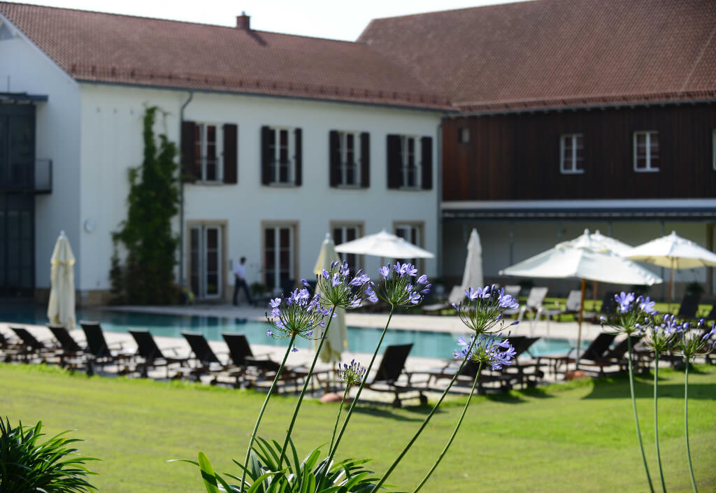 Garten Spa Pool außen im Sommer