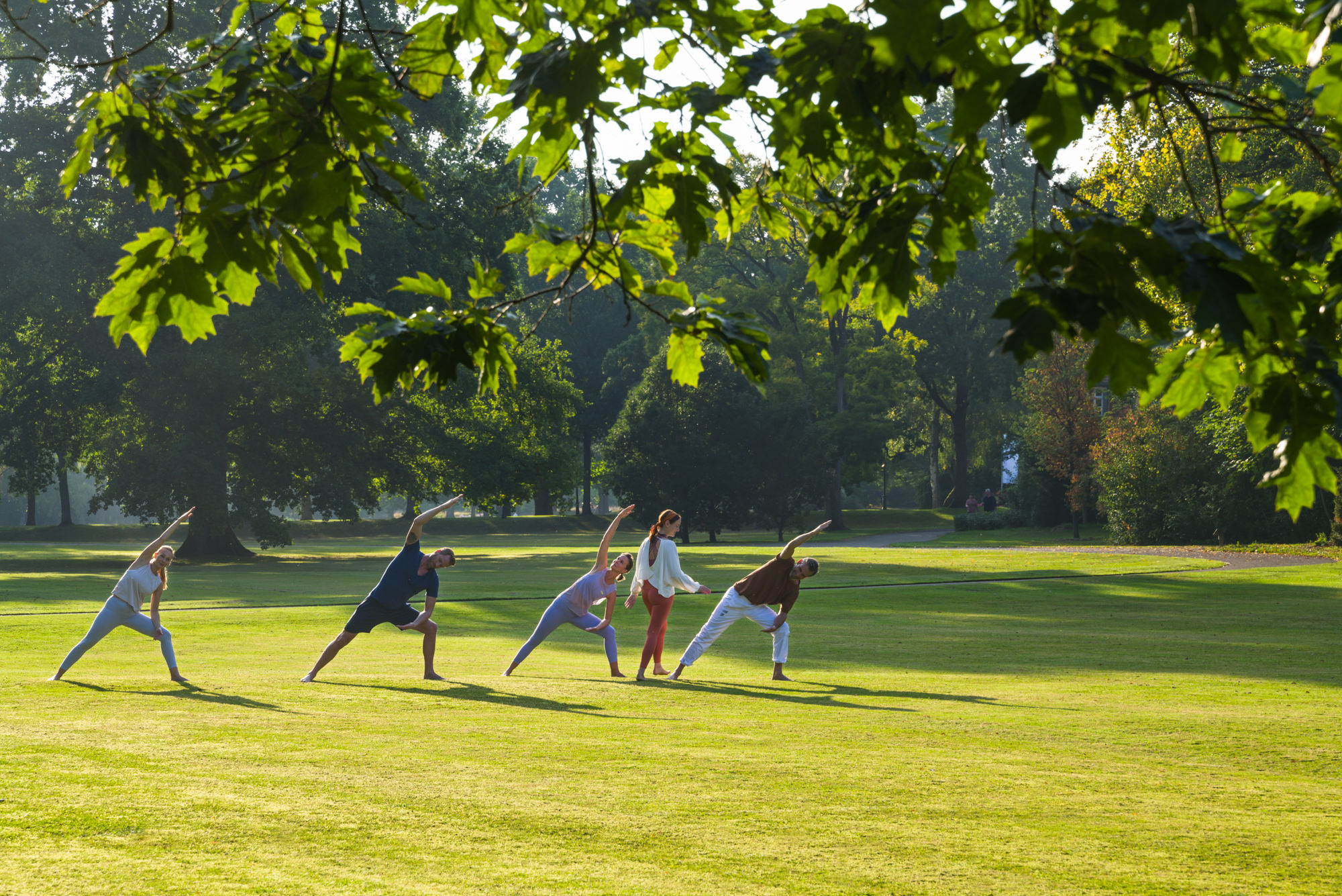 Yoga im Park in Bad Driburg