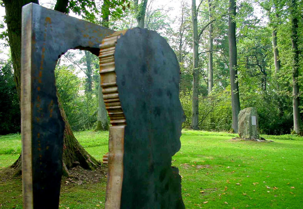 Hölderlinstatue Gräflicher Park