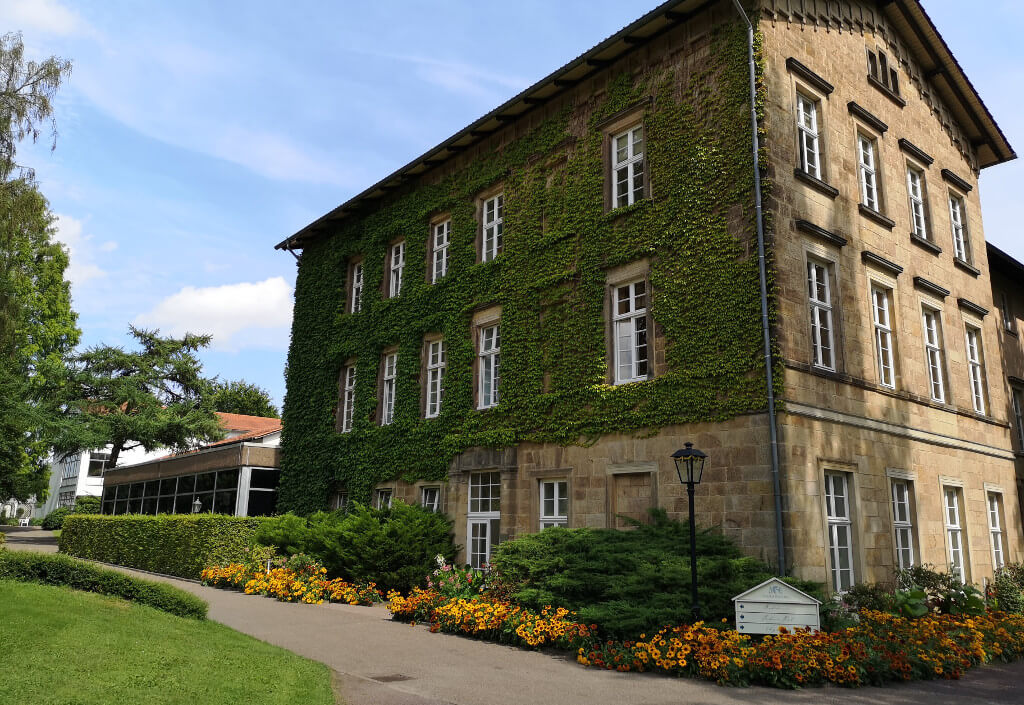 moor-bath-house-graeflicher-park