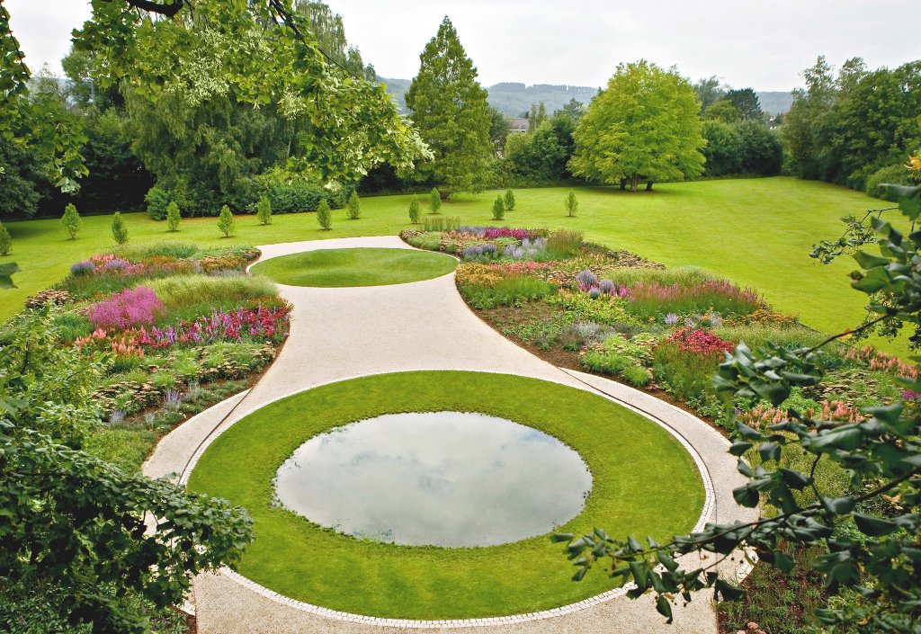 Piet Oudolf Garten im Gräflicher Park im Sommer