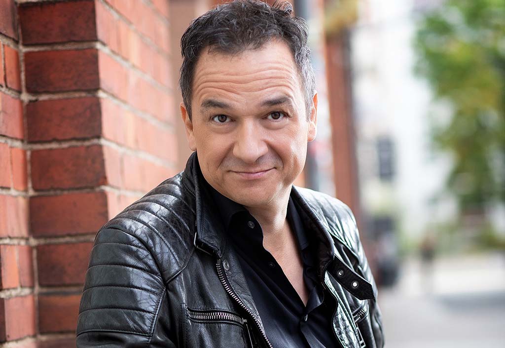 Stephan Bauer (Foto Dominic Reichenbach) quer