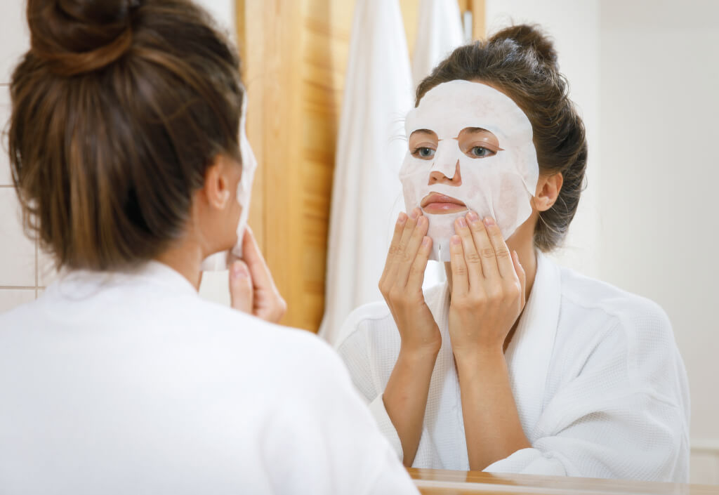 tuchmaske-zur-selbstanwendung-im-day-spa (1)